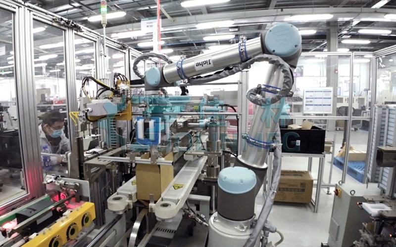 自動開裝封一體機